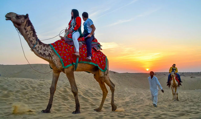 Camel Safari in Jaisalmer
